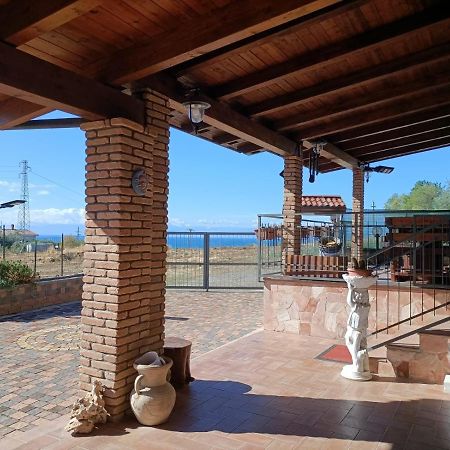 La Taverna Di Angela Amendolara Luaran gambar