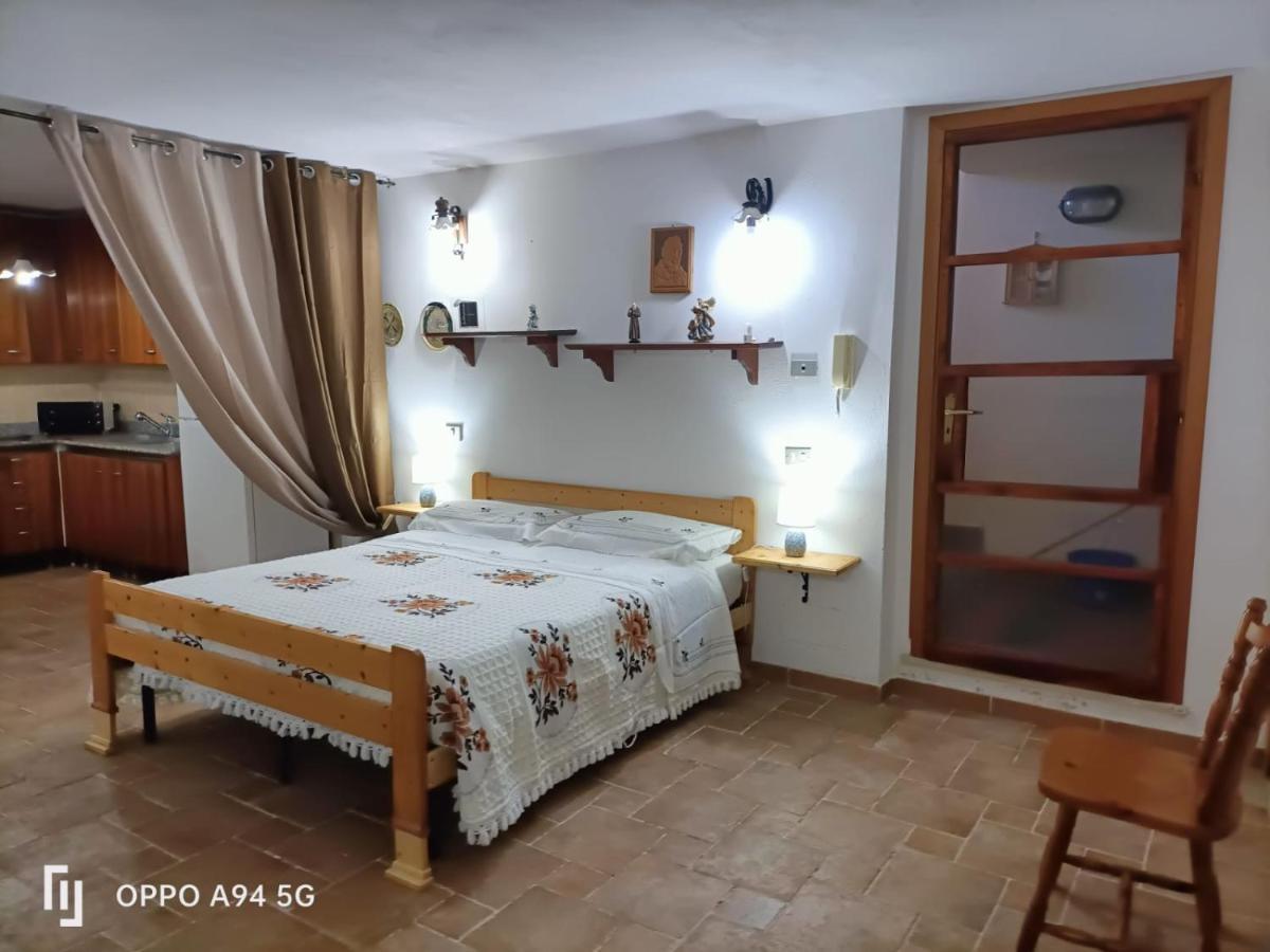 La Taverna Di Angela Amendolara Luaran gambar